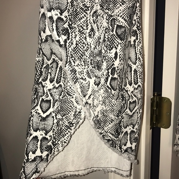 L&B Snakeskin Print Flare Jeans - Picture 6 of 8